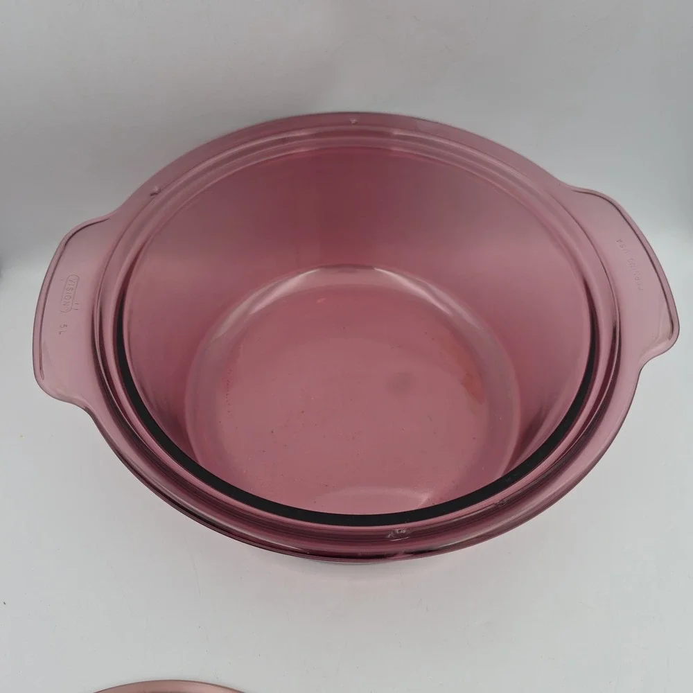 CORNING VISIONS CRANBERRY  5 L COVERED DUTCH OVEN USA READ